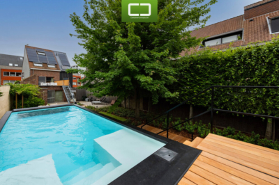 20ft container pool en kantoor