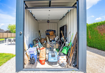 Poolhouse-Evergem-storage-inside