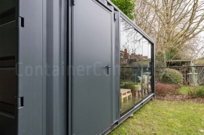 Lounge-Schoten-frontsideleft