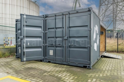 SGS_drone_outsideleftdoorclosed