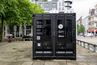 Morpho_showroom_sidedoor