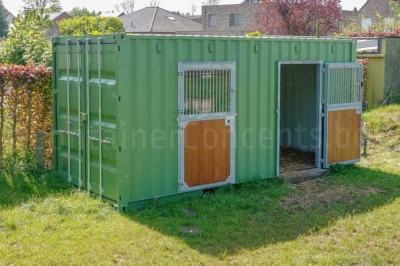 Paardenstal_St-Niklaas_closefront